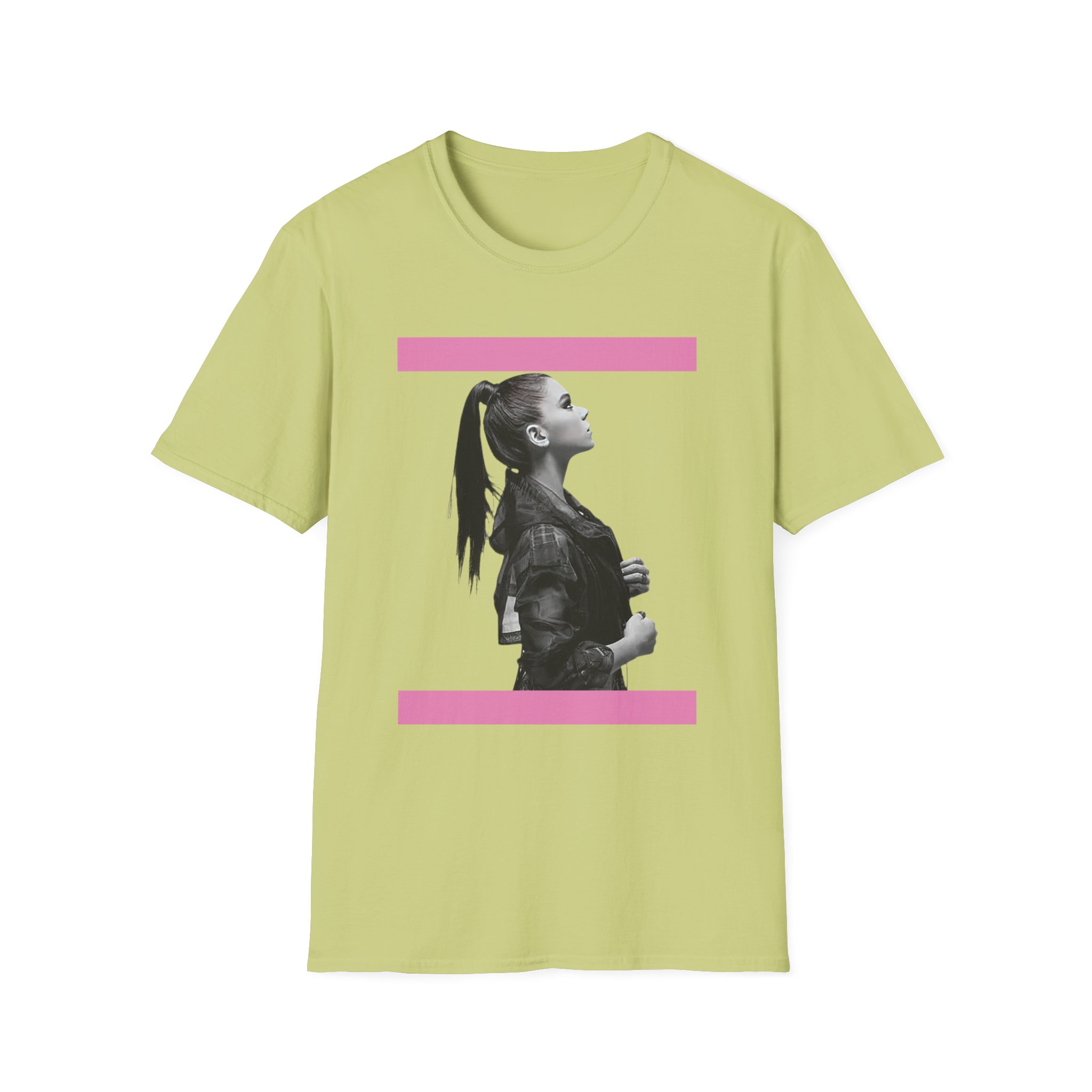 Hailee Steinfeld Pretty in Pink Unisex Softstyle T-Shirt