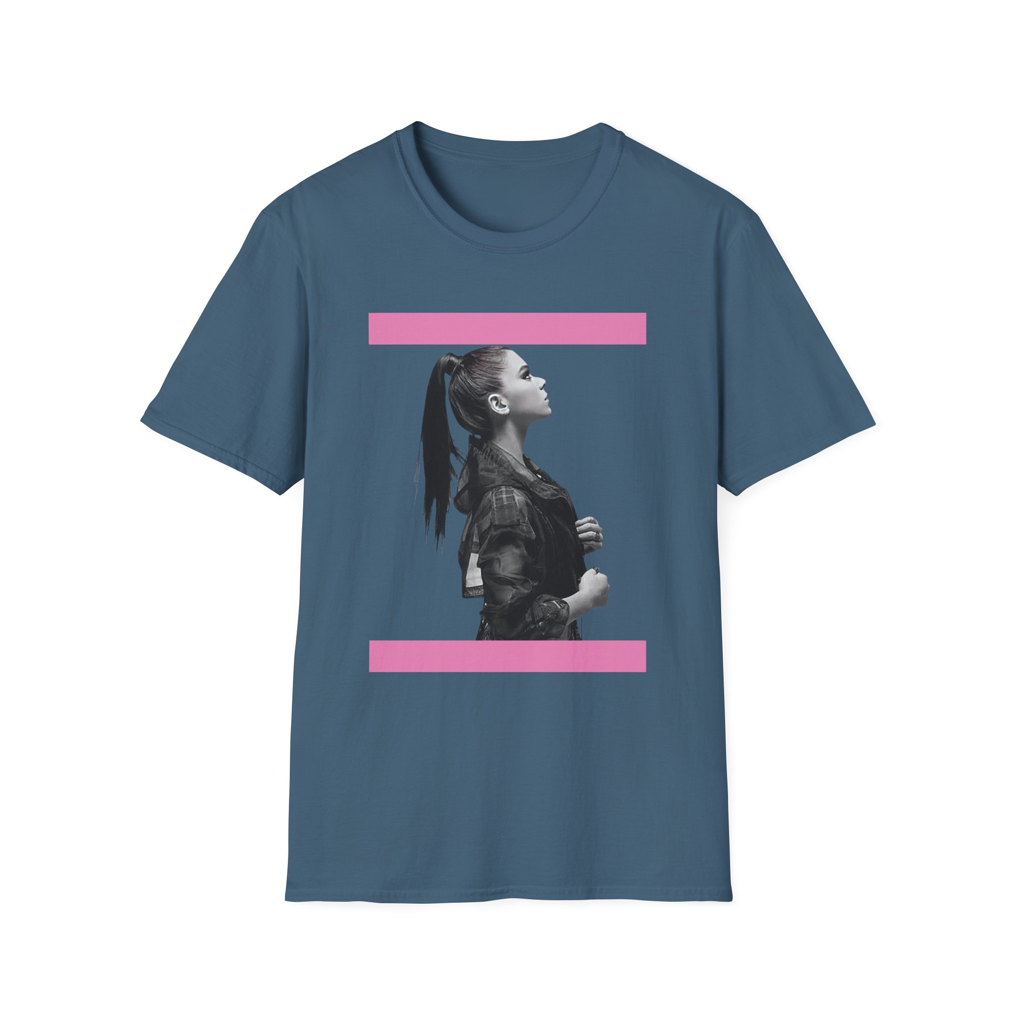 Hailee Steinfeld Pretty in Pink Unisex Softstyle T-Shirt