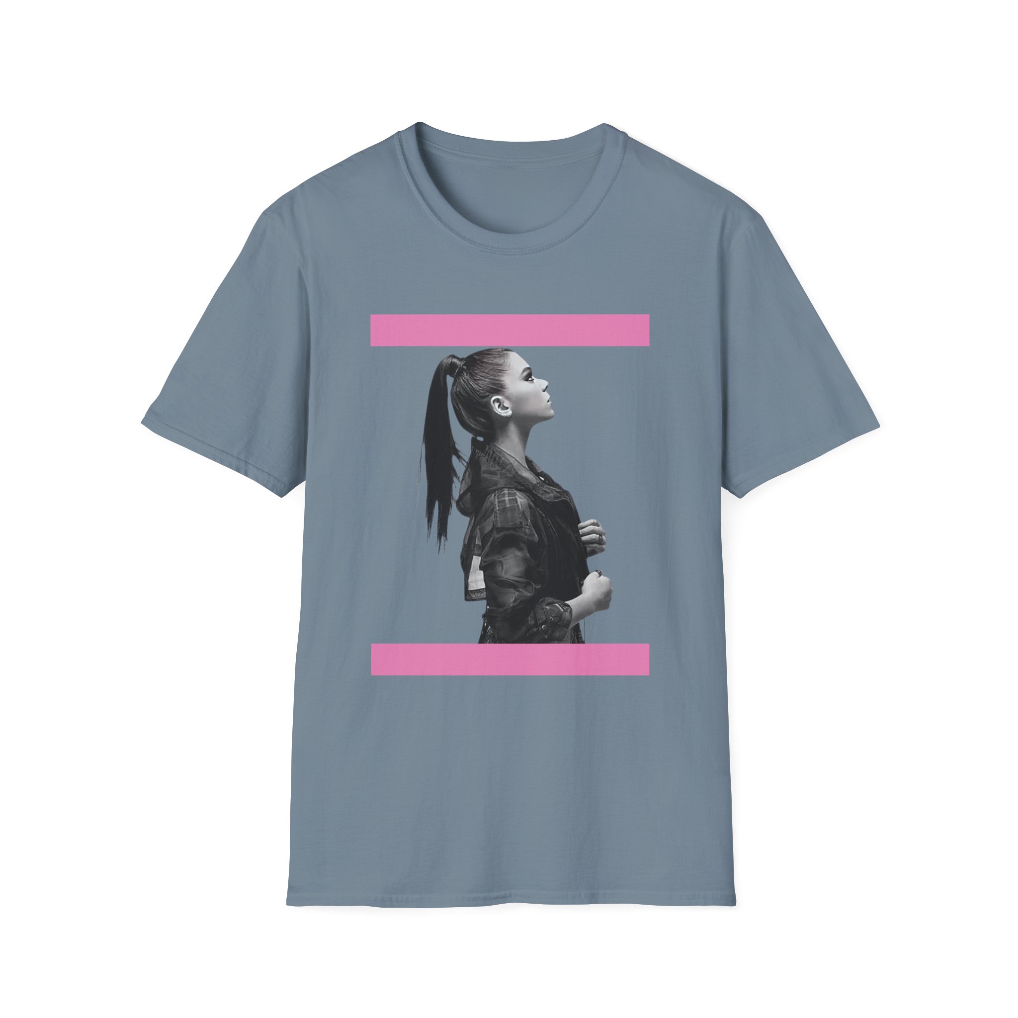 Hailee Steinfeld Pretty in Pink Unisex Softstyle T-Shirt