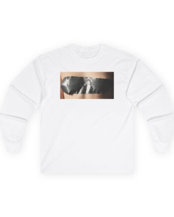 Lorde Moty Photo Unisex Ultra Cotton Long Sleeve Tee